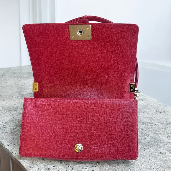 CHANEL 2019’ Caviar Red/Silver Quilted Le Boy Bag - Picture 10 of 16